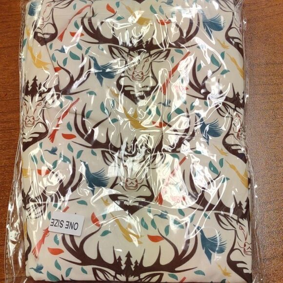 Deer and Fowl Hunting Adult Leggings… - Picture 2 of 3